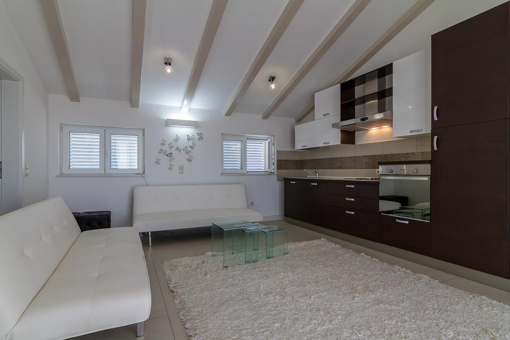 Apartments Marco Polo Banjol Room photo